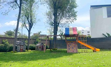 CASA EN RENTA, LOMAS DE ANGELÓPOLIS.