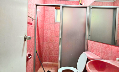 🏡 𝗦𝗽𝗮𝗰𝗶𝗼𝘂𝘀 𝗛𝗼𝘂𝘀𝗲 𝘄𝗶𝘁𝗵 𝗦𝘄𝗶𝗺𝗺𝗶𝗻𝗴 𝗣𝗼𝗼𝗹 𝗶𝗻 𝗮 𝗦𝗲𝗰𝘂𝗿𝗲𝗱 𝗦𝘂𝗯𝗱𝗶𝘃𝗶𝘀𝗶𝗼𝗻 – 𝗗𝘂𝗺𝗮𝗴𝘂𝗲𝘁𝗲 𝗖𝗶𝘁𝘆