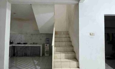 Disewakan Rumah Cocok untuk kantor / onlineshop Di Komplek Suryalaya Buahbatu