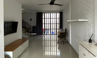 Di sewakan rumah 3 Kamar Tidur  di area Jl Mahendradata, Denpasar Barat