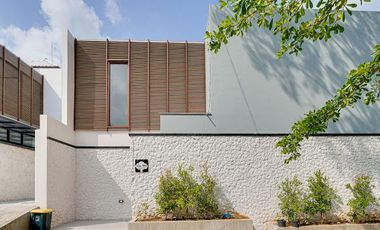 Dijual Villa One Gate System Hunian eksklusif yang berlokasi di lingkungan Villa-Villa Elite Nusa Dua Bali.