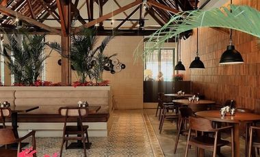 Rumah untuk Cafe di Pusat kota bandung sayap Dago