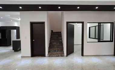 CASA EN VENTA EN FRACCIONAMIENTO PRIVADO TERRANOVA