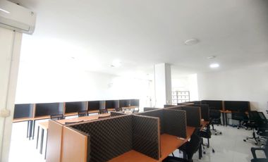 Cocok Untuk Call Center Office Space Kapasitas Besar 55 pax Full Furnished