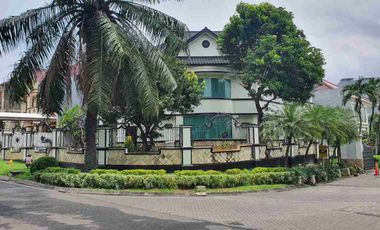 Sewa Rumah Mewah Raya Pakuwon Indah depan PTC