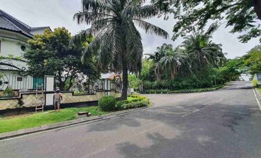 Sewa Rumah Mewah Raya Pakuwon Indah depan PTC