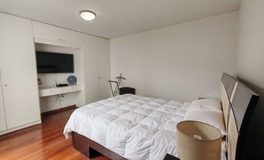 Alquiler Depa Amoblado en Higuereta -Surco 3 Hab-2 cocheras, Patio, Ascensor 157 m2