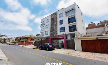 Alquiler Depa Amoblado en Higuereta -Surco 3 Hab-2 cocheras, Patio, Ascensor 157 m2