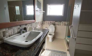 5Bedrooms 3 Car garage Gorgeous , Contemporary Two Storey House and Lot  for Sale along circumferential road Estefania Bacolod City