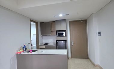 Disewakan Apartemen Gold Coast PIK, 2BR+1, 90m2, Full Furnish