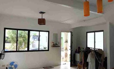 Corner Unit Single Detached House and Lot