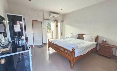 95439 - ขายด่วน โรงแรม 3 ชั้น 1 อาคาร รวม บ้าน 2 ชั้น 1 หลัง + บ้าน 1 ชั้น 1 หลัง พร้อมที่ดิน ( ขายยกแปลง)