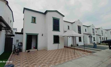 En Alquiler Casa en La Rioja