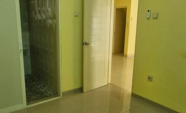 Disewa Rumah Layar Permai PIK, 8x12, 4KT, 3KM, Ada AC