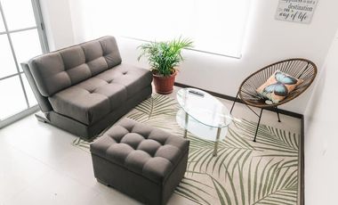 Casa de 3 dormitorios mas suite en el tercer piso con acceso independiente en el centro de Baños 2 parqueaderos