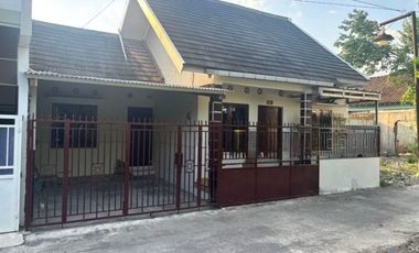 Rumah Murah Jogja, Utara Lotte Mart Maguwoharjo ; Semi Furnish