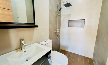 BEAUTIFUL DESIGN 2 STOREY HOUSE FOR SALE IN PARAÑAQUE