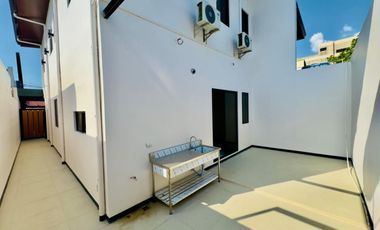 BEAUTIFUL DESIGN 2 STOREY HOUSE FOR SALE IN PARAÑAQUE