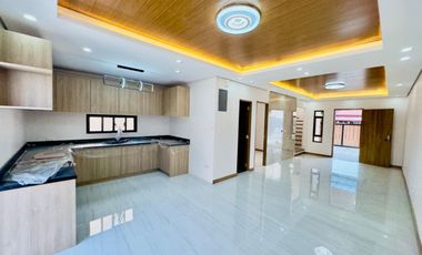 BEAUTIFUL DESIGN 2 STOREY HOUSE FOR SALE IN PARAÑAQUE