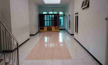 Disewakan Rumah Kost 19 KT Full Furnish di Jln Ikan2, Blimbing Malang