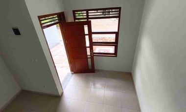 Rumah Dijual 2 lt One Gate di Cijambe dekat A H Nasution Cisaranten Arcamanik UBERTOS