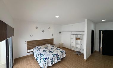 VILLAMIL PLAYAS VENDO CASA DE UN PISO CERCA DEL MAR