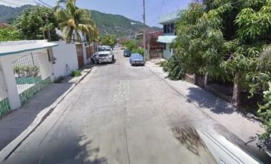 CASA EN VENTA EN  ZIHUATANEJO GUERRERO