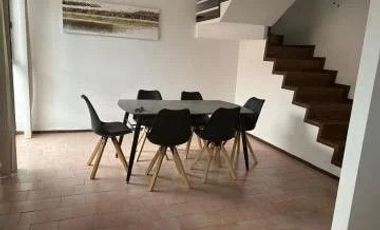 CASA EN VENTA EN ZAMORA, CALLE BRUSELAS, COL. LA LUNETA, MICHOACAN