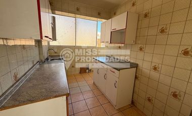 SE ARRIENDA DEPARTAMENTO EN CONDOMINIO HUANCHACA (CURVO)