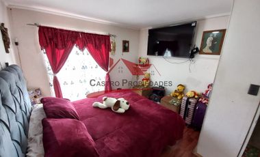 Hermosa Casa Ampliada de Dos Pisos con 5 Dormitorios, 2 Baños, Comuna de Buin.