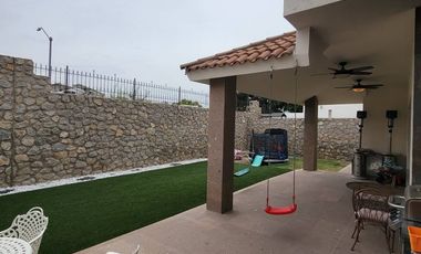SE VENDE HERMOSA CASA, AREA CAMPOS ELISEOS, CIUDAD JUAREZ CHIH