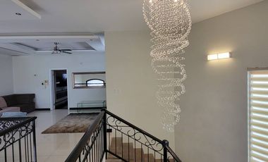 SE VENDE HERMOSA CASA, AREA CAMPOS ELISEOS, CIUDAD JUAREZ CHIH