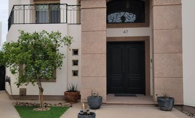 SE VENDE HERMOSA CASA, AREA CAMPOS ELISEOS, CIUDAD JUAREZ CHIH