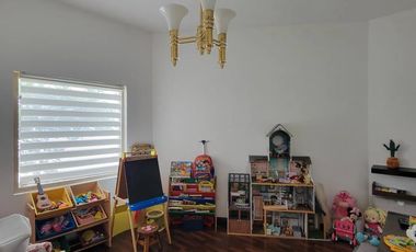SE VENDE HERMOSA CASA, AREA CAMPOS ELISEOS, CIUDAD JUAREZ CHIH