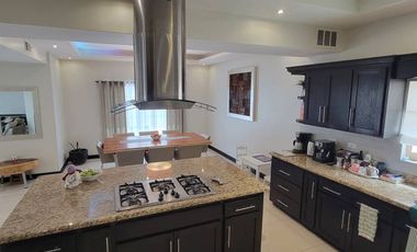 SE VENDE HERMOSA CASA, AREA CAMPOS ELISEOS, CIUDAD JUAREZ CHIH