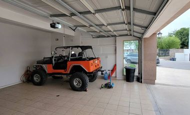 SE VENDE HERMOSA CASA, AREA CAMPOS ELISEOS, CIUDAD JUAREZ CHIH