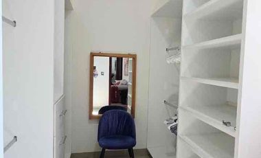 Casa en venta dentro de privada con alberca  rumbo al club campestre