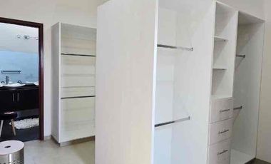 Casa en venta dentro de privada con alberca  rumbo al club campestre