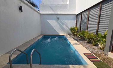 Casa en venta dentro de privada con alberca  rumbo al club campestre