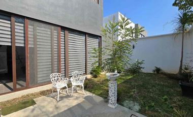 Casa en venta dentro de privada con alberca  rumbo al club campestre