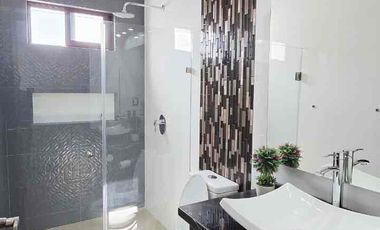 Casa en venta dentro de privada con alberca  rumbo al club campestre