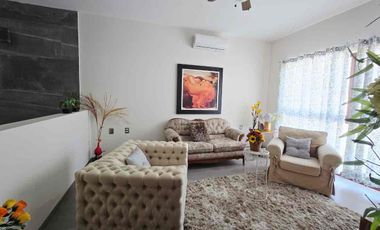 Casa en venta dentro de privada con alberca  rumbo al club campestre