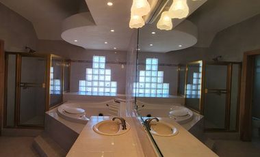 CASA EN VENTA, EN EXCELETE UBICACION, 3 RECAMRAS 3 BAÑOS, CIUDAD JUAREZ CHIH.