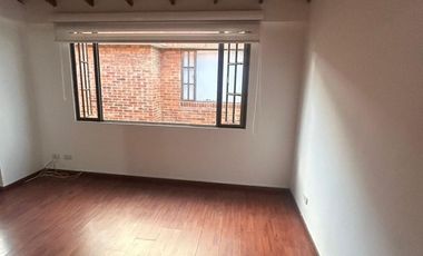 ARRIENDO MAGNIFICA CASA EN CHIA VEREDA LA BLASA