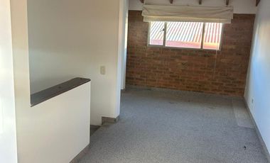 ARRIENDO MAGNIFICA CASA EN CHIA VEREDA LA BLASA