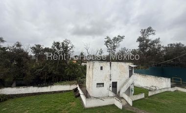 Terreno Comercial en Venta Bosques del Lago en Cuautitlan Izcalli 8,848 m2
