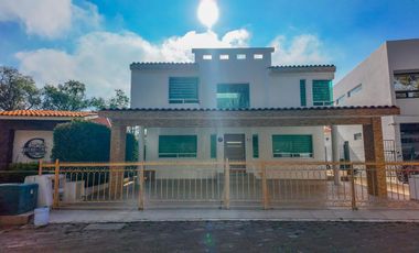 33.30 CASA EN RENTA EN SAN GIL