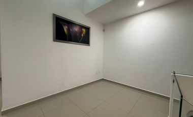 33.30 CASA EN RENTA EN SAN GIL