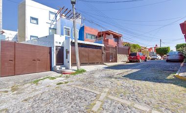 Casa en Venta, Col Jardines de Acapantzingo. Cuernavaca, Morelos