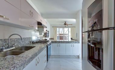 Casa en Venta, Col Jardines de Acapantzingo. Cuernavaca, Morelos